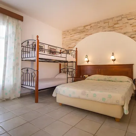 Naxos Palace ホテル 4*
