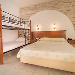 Naxos Palace 4* ستيليدا