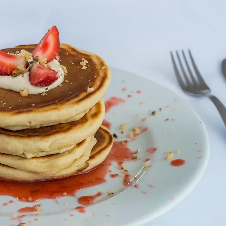 Naxos Palace ستيليدا