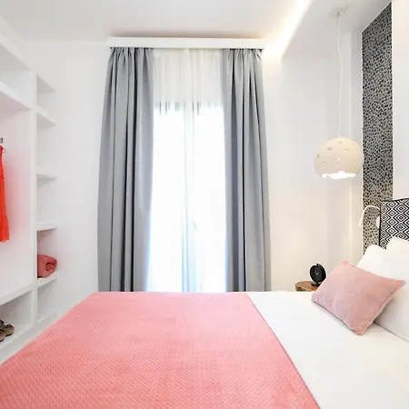 Naxos Palace מלון סטלידה