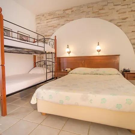 Naxos Palace 4* Стелида