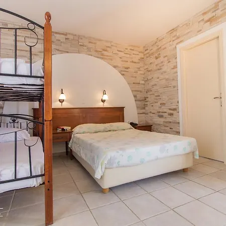 Hotel Naxos Palace 4*
