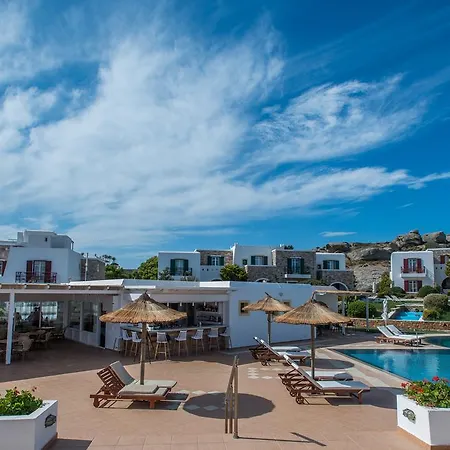 Naxos Palace Стелида