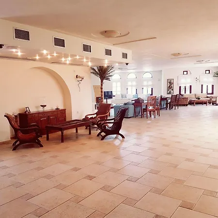 Отель Naxos Palace 4*