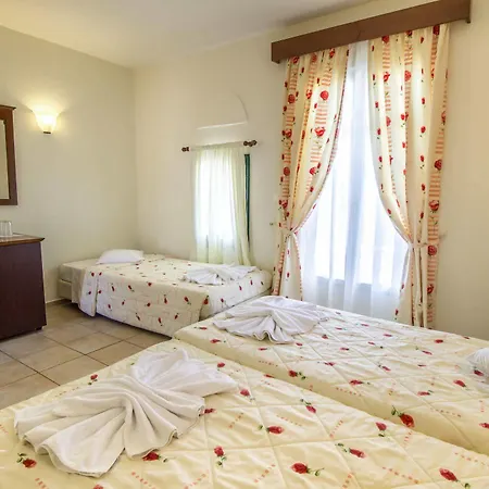 Naxos Palace Отель 4*