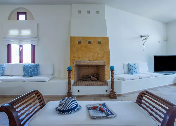 Naxos Palace סטלידה