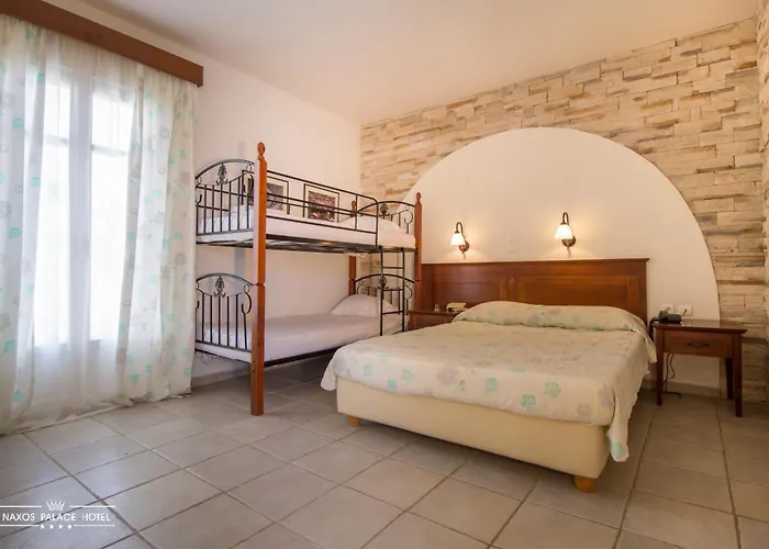 Naxos Palace Otel 4*